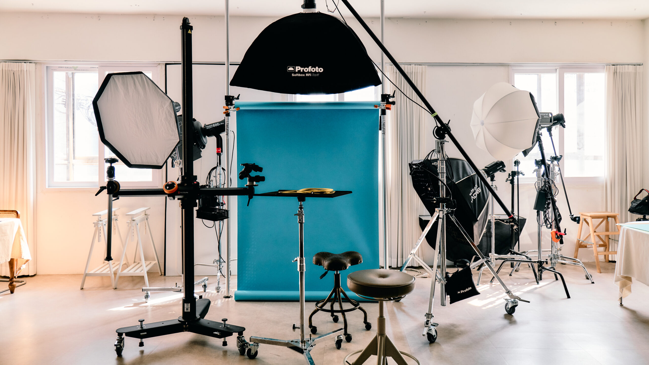 Studio Dada — studio scene 01